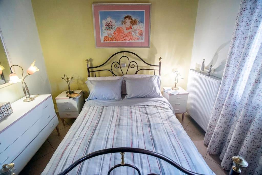 Ellie'S Vintage House Apartment Galaxidi Bagian luar foto